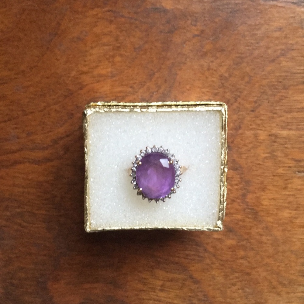 Diamond and Amethyst Halo Ring 14k gold